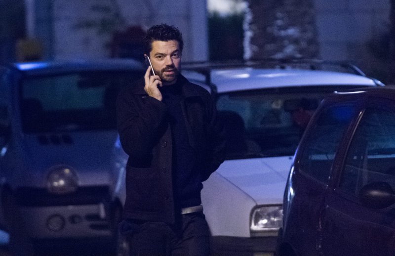 Britanski glumac Dominic Cooper u šetnji Visom