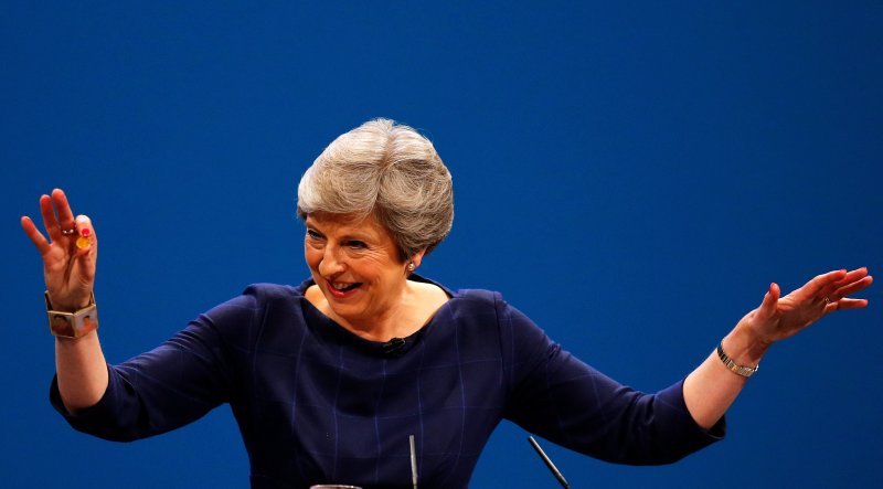 Theresa May: 412 funti dnevno