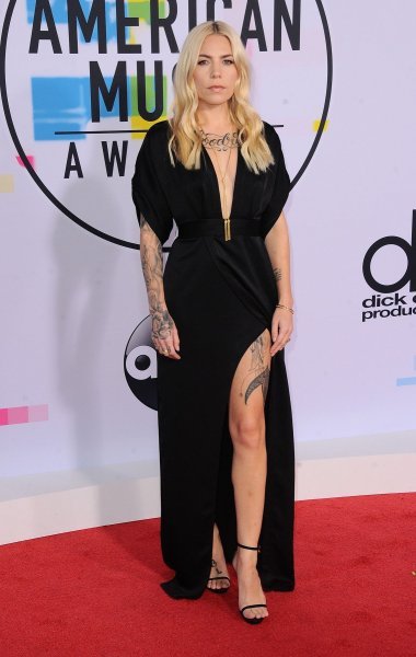 Skylar Grey