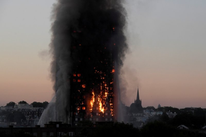 Požar u zgradi Grenfell Tower u Londonu