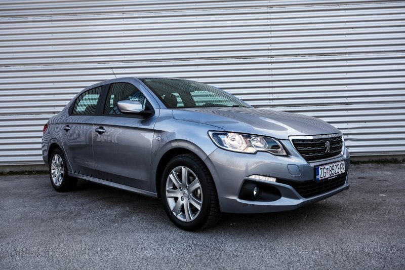 Peugeot 301 Allure 1,6 BlueHDi 100 BVM5