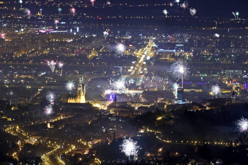 Novogodišnji vatromet nad Zagrebom, pogled s Medvednice