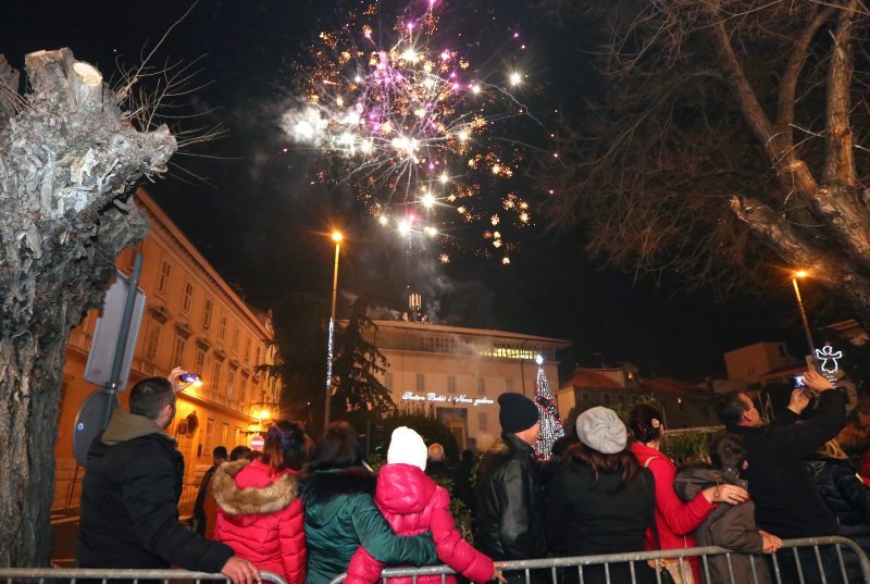 Novogodišnji vatromet u Šibeniku