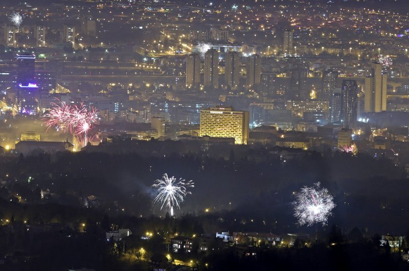 Novogodišnji vatromet nad Zagrebom