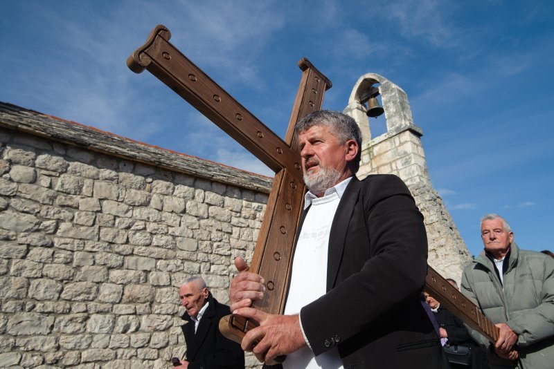 Andro Krstulović Opara na Križnom putu