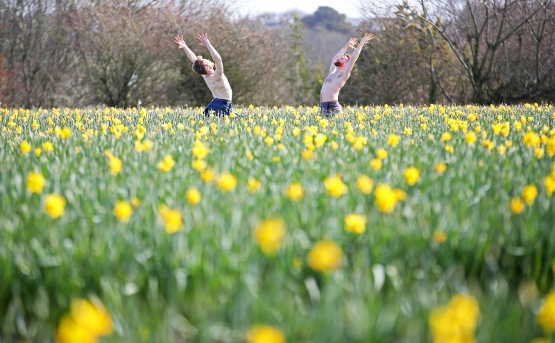 Kilted Yoga - Finlay Wilson i Stephen Winstanley