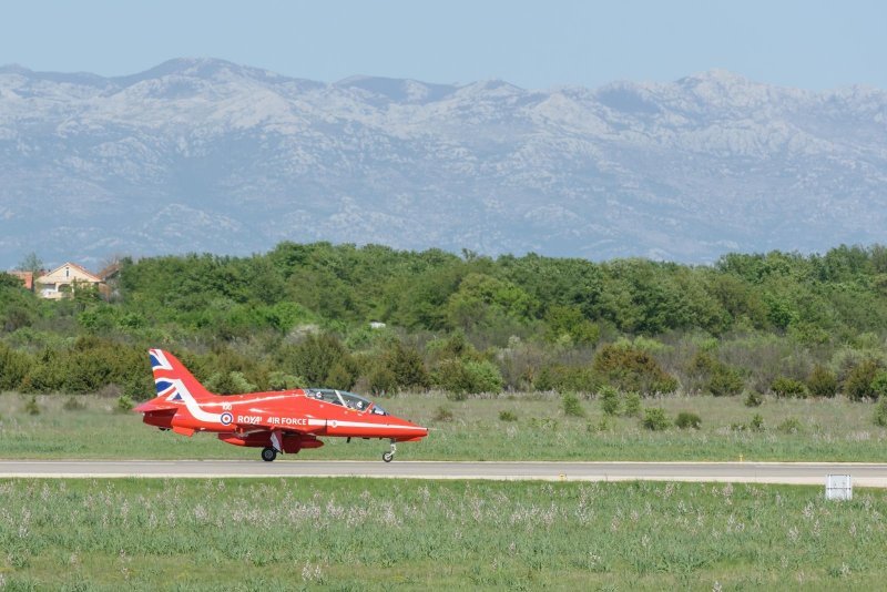 Akrobatska grupa Red Arrows u posjetu Krilima Oluje u Zemuniku