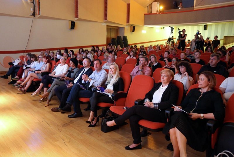 Otvoren 58. Festival kazališnih amatera