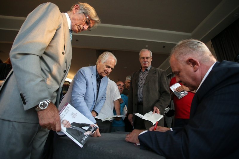 Tomislav Horvatinčić, Andrija Hebrang i Ivo Sanader