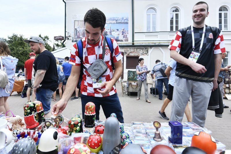 Navijači u Nižnji Novgorodu prije utakmice s Danskom