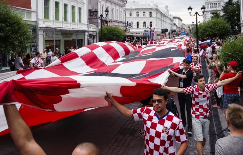 Navijači u Nižnji Novgorodu prije utakmice s Danskom