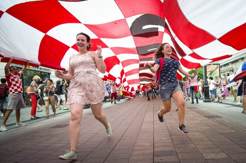 Navijači u Nižnji Novgorodu prije utakmice s Danskom