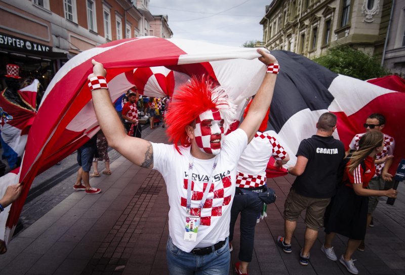 Navijači u Nižnji Novgorodu prije utakmice s Danskom