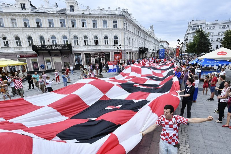 Navijači u Nižnji Novgorodu prije utakmice s Danskom