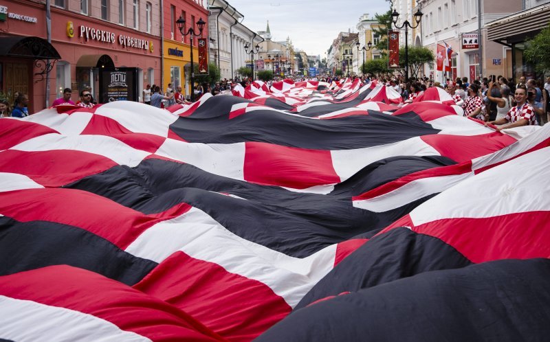 Navijači u Nižnji Novgorodu prije utakmice s Danskom