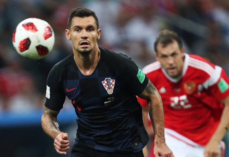 Br. 6 - Dejan Lovren / branič