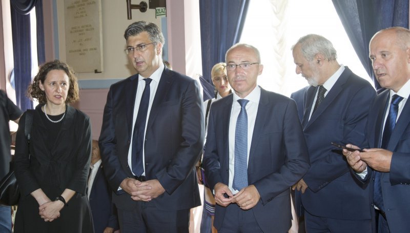 Nina Obulje Koržinek, Andrej Plenković, Damir Krstičević, Ante Sanader, Branko Bačić