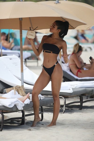 Bivša djevojka Justina Biebera, Yovanna Ventura, mami poglede na plaži