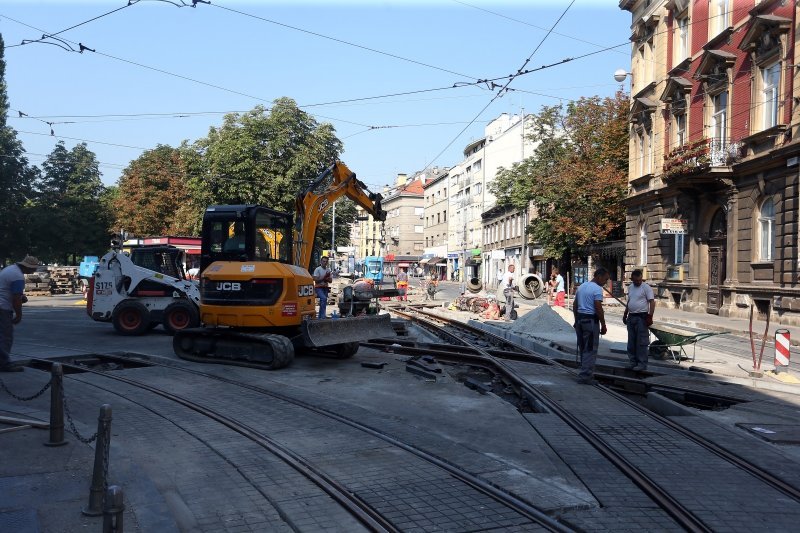 Radovi na zamjeni tramvajskih tračnica na križanju Ilice i Ulice Republike Austrije