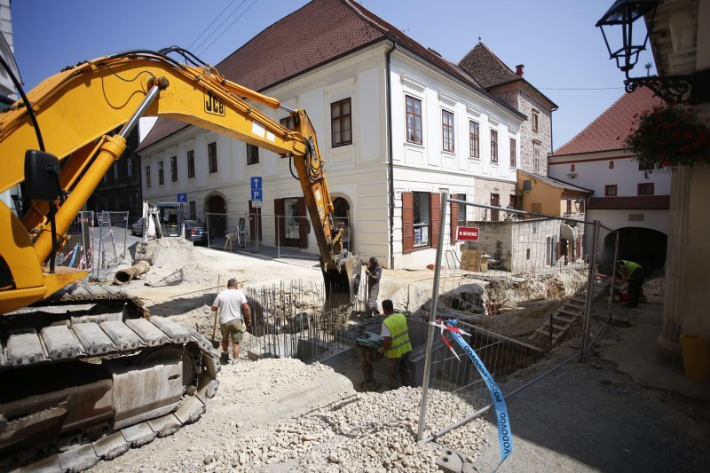 Radovi na rekonstrukciji dijela Kamenite ulice