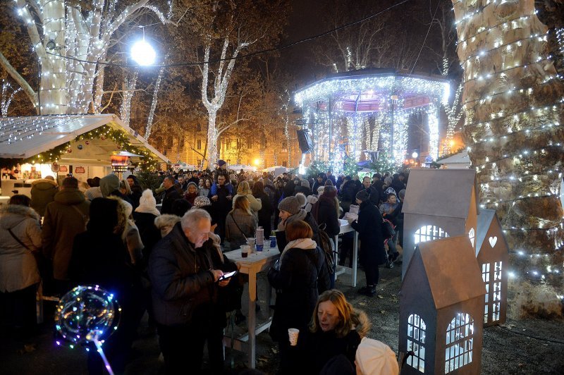 Gužve na ovogodišnjem zagrebačkom Adventu