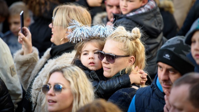 Dječja Nova godina na Stradunu uz Tonija Cetinskog i Ninu Badrić