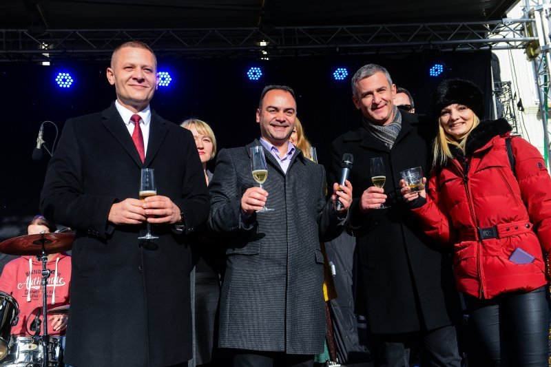 Samoborci dočekali Novu godinu u podne