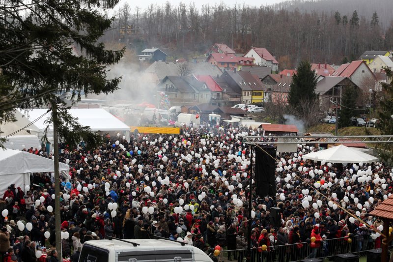 Tradicionalni doček Nove godine u Fužinama u podne