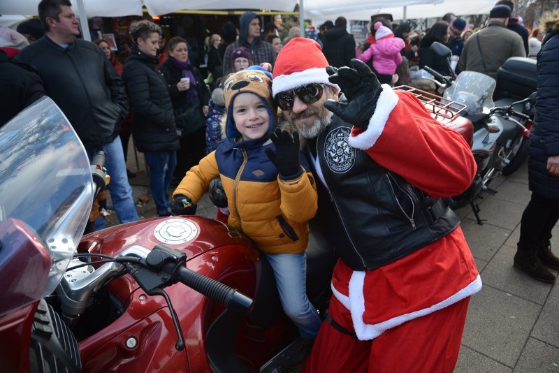 Dječji doček Nove godine uz Moto Mrazove u Bjelovaru