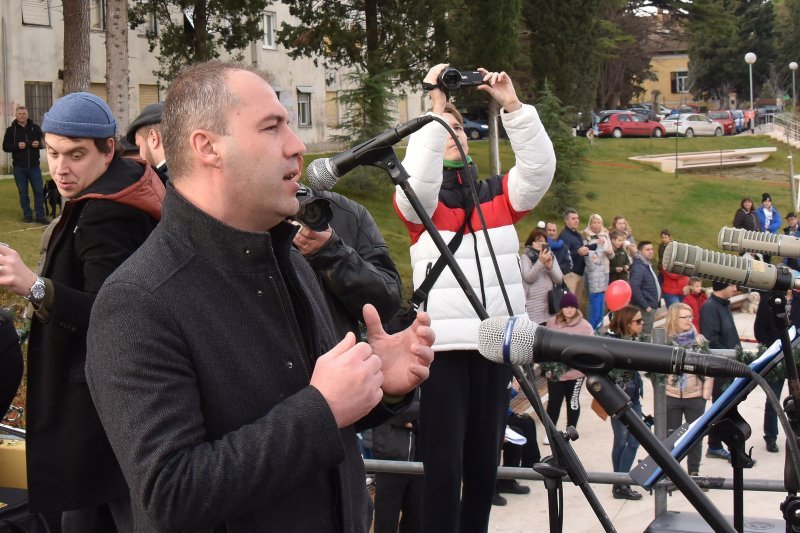 Puljani uz Gustafe dočekali Novu godinu u podne