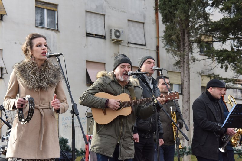 Puljani uz Gustafe dočekali Novu godinu u podne