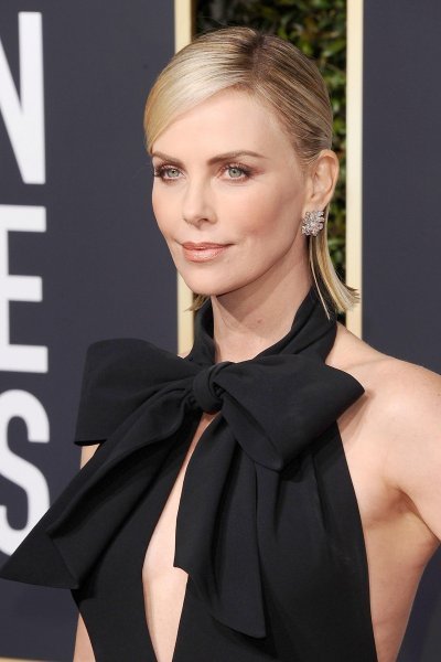 Charlize Theron u haljini modne kuće Dior