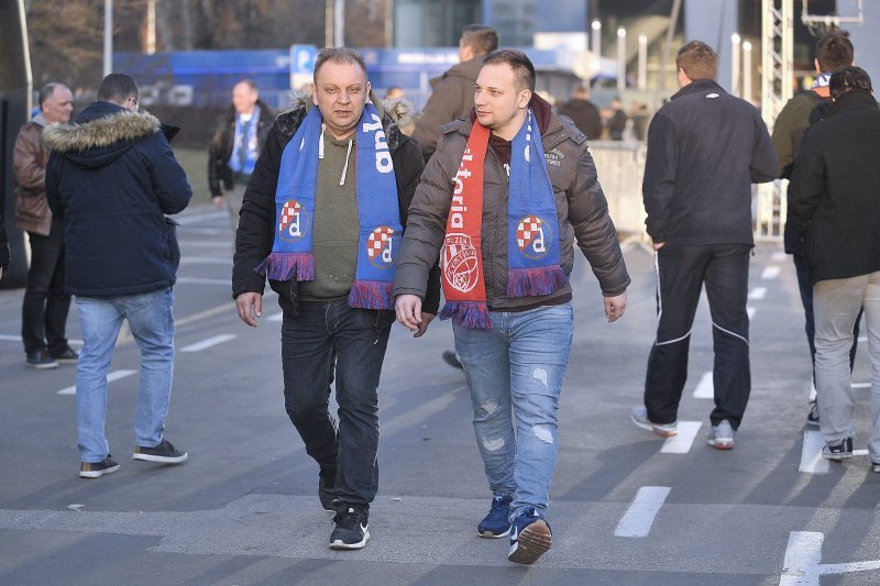 Dolazak navijača na utakmicu Dinamo - Viktoria Plzen