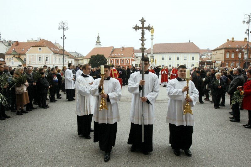 Cvjetnica u zagrebačkoj katedrali