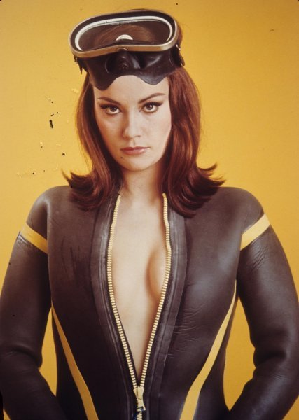 Claudine Auger - 'Operacija Grom'