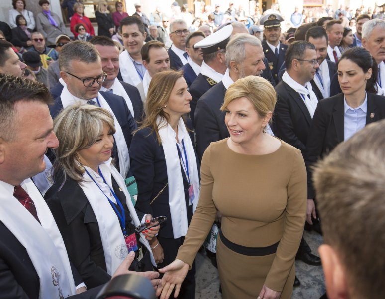 Predsjednica Kolinda Grabar Kitarović u procesiji sv. Dujma u Splitu