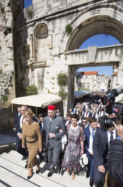 Predsjednica Kolinda Grabar Kitarović u procesiji sv. Dujma u Splitu