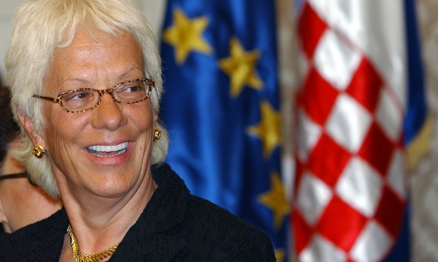 Carla Del Ponte napustila UN-ovo povjerenstvo za zločine u ...