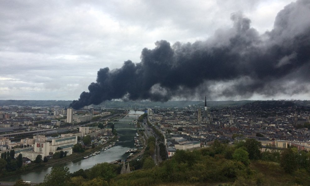 Požar u Rouenu