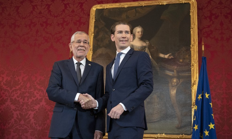 Austrijski predsjednik Alexander van der Bellen i predsjednik Austrijske narodne stranke Sebastian Kurz