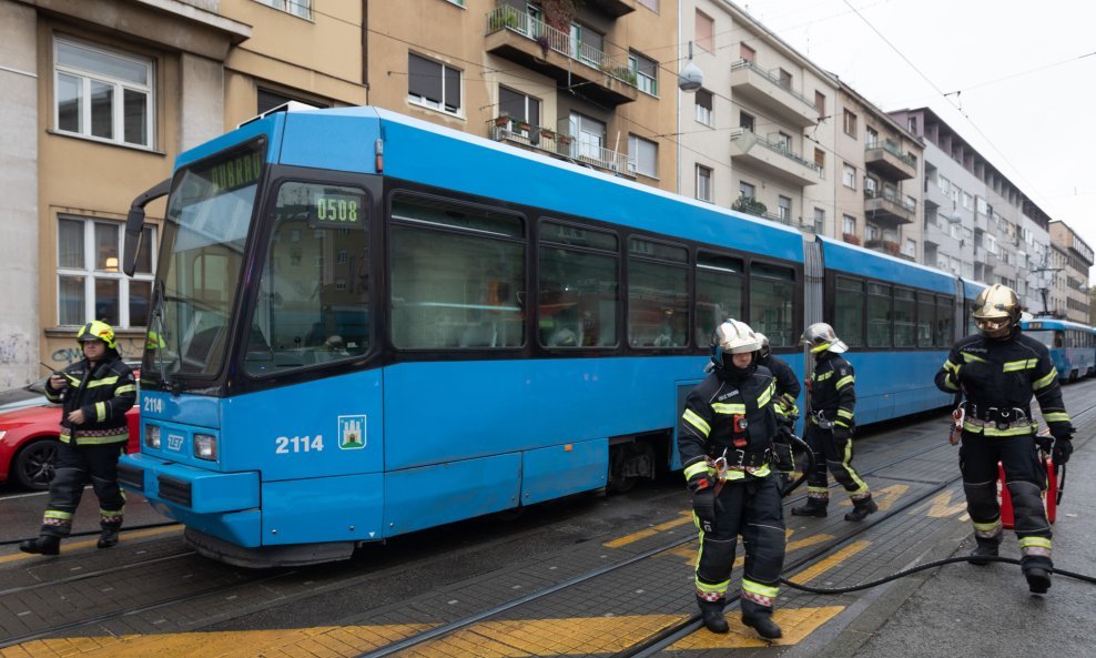 Požar na tramvaju