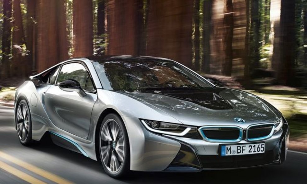 i8