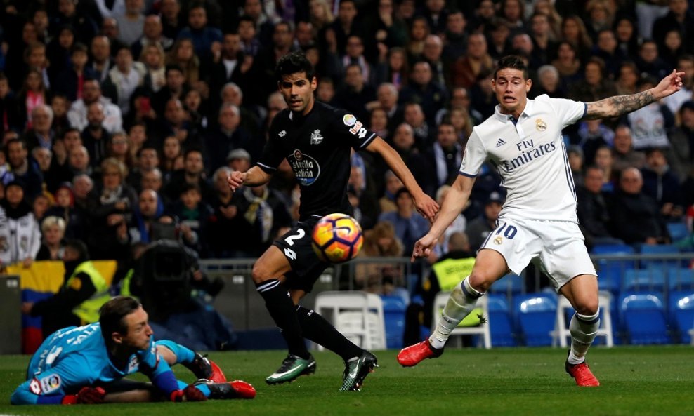 James Rodriguez (Real - Deportivo La Coruna)