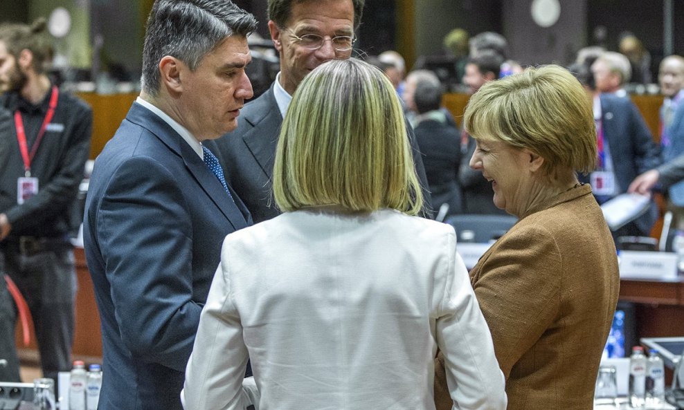 Zoran Milanović i Angela Merkel  (2)