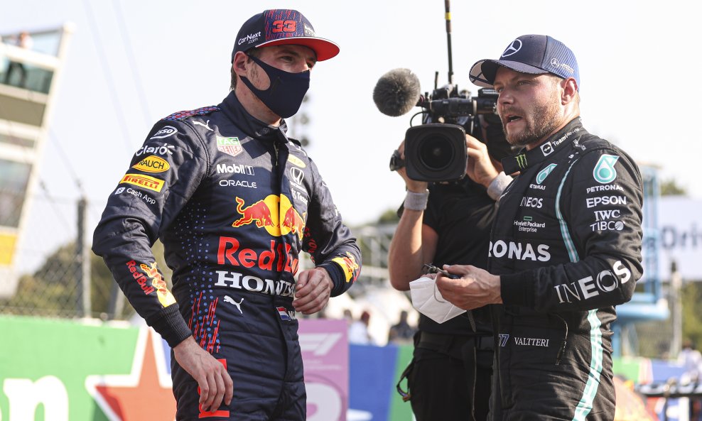 Verstappen i Bottas