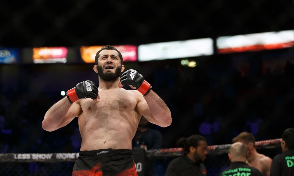 Mamed Khalidov je teško nastradao