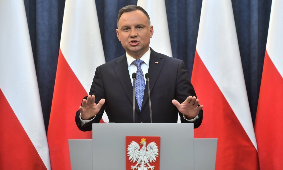 Andrzej Duda na konferenciji za novinare u Varšavi o ulaganju veta na Zakon o medijima