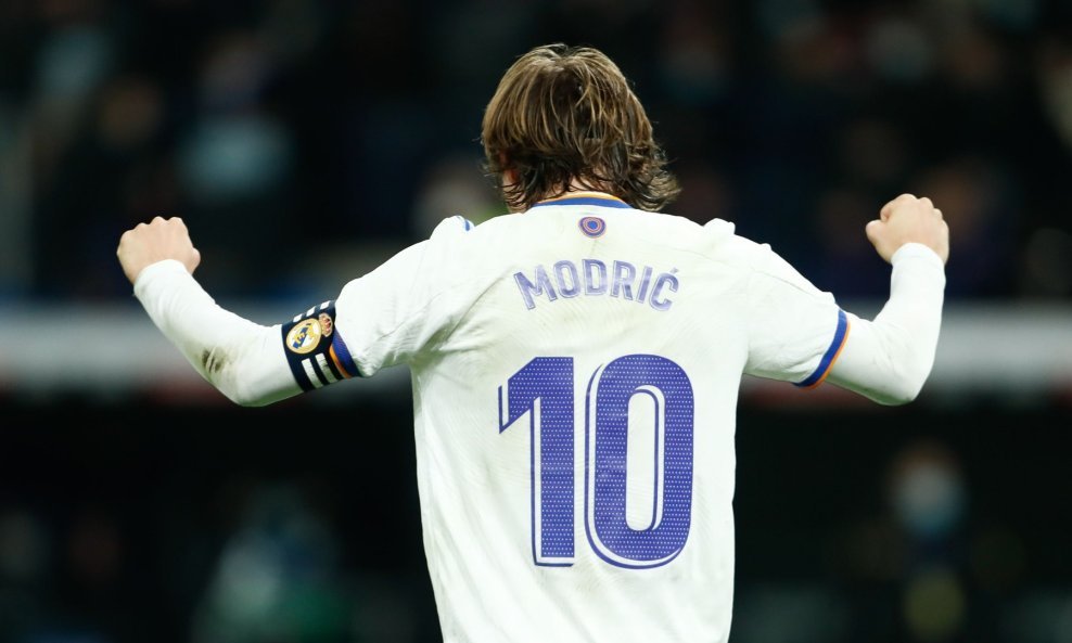 Luka Modrić je na ljeto slobodan igrač