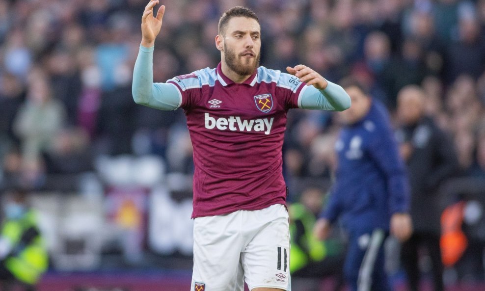 Nikola Vlašić tijekom utakmice West Ham - Leeds