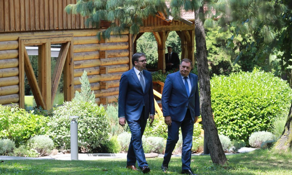 Aleksandar Vučić i Milorad Dodik / Arhivska fotografija